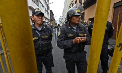Así se encuentran las puertas del Congreso de Perú/Foto. AFP