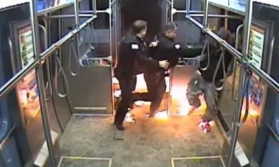 En un intento de no ser arrestado ni expulsado del vagón del metro donde descansaba, un vagabundo se prendió en fuego a si mismo