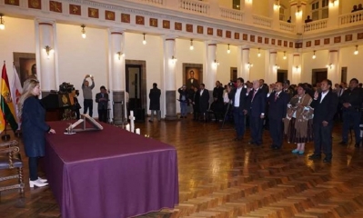 La gran mayoría de ministros ha renunciado. Mañana habrá cambios