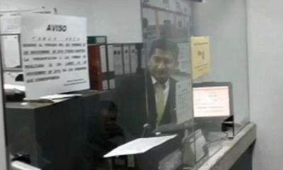 Ahora atiende en ventanilla de la fiscalía/Foto. RRSS