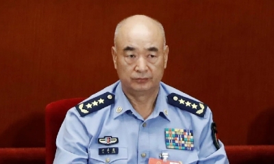 Barcos de Guerra estadounidenses desafían a la República Popular China.