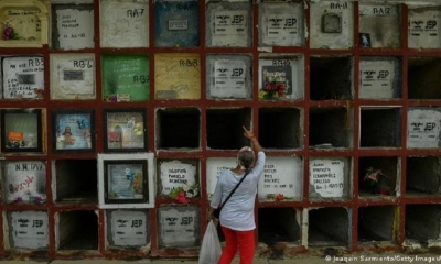 Tumbas provisionales de campesinos asesinados, desaparecidos y algunos aún por identificar.