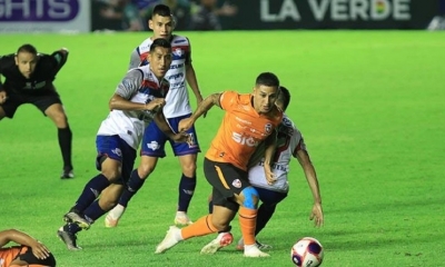 El futbolista argentino Esteban Orfano