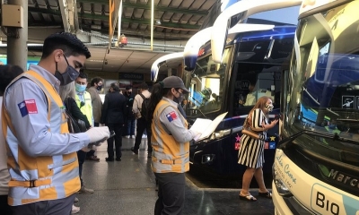 Desde este sábado pedirán el carnet de vacunación en terminales.