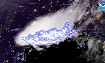 El fenómeno atmosférico cubrió el cielo del sur de Estados Unidos.