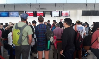 Los viajes al aeropuerto de La Paz no se pueden realizar debido a que existen problemas en la pista.