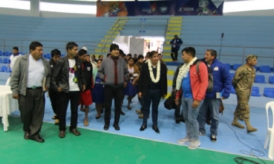 Morales inspecciona campos deportivos del trópico/Foto. ABI