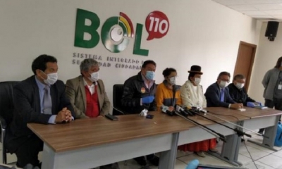  Luis Revilla y Soledad Chapetón, respectivamente, anunciaron hoy que ambas ciudades no flexibilizarán la cuarentena a partir del 11 de mayo.