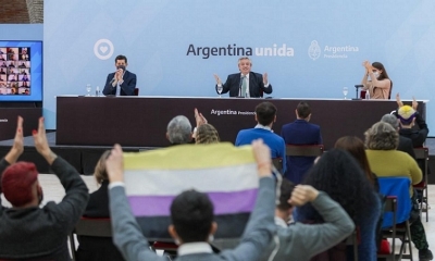 El presidente Alberto Fernández durante una conferencia de prensa desde el Museo Casa Rosada en Buenos Aires.