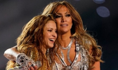 Jennifer López y Shakira. | AFP