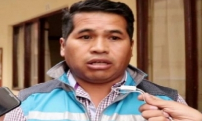 Benito Rojas, fuera echado del cargo por una multitudinaria protesta de los comerciantes/Foto. RRSS