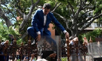 Guaidó intentó ingresar al Palacio legislativo