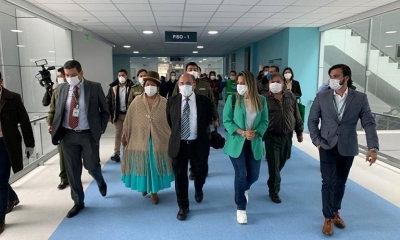  El ministro de Salud, Aníbal Cruz