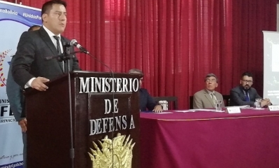 El ministro de Defensa, Javier Zavaleta