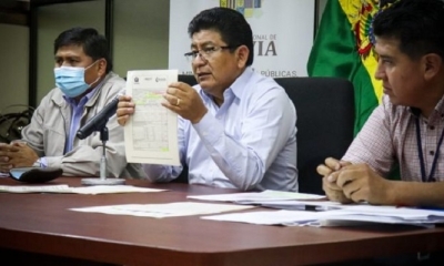 El ministro de Obras Públicas, Servicios y Vivienda, Edgar Montaño