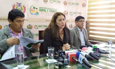 La ministra Capobianco dio el informe. Foto: ERBOL.