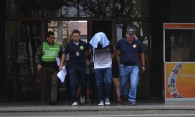 El varón de la banda sacó un cuchillo y con ayuda de las cuatro mujeres agredieron a una de las víctimas