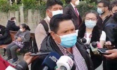 El ex viceministro, Felipe Cárdenas, reapareció en la plaza Murillo