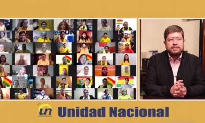 El líder de Unidad Nacional (UN), Samuel Doria Medina, junto a otros dirigentes del partido. Foto: Captura de video.