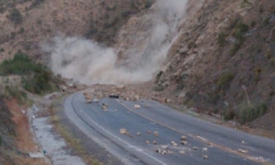 La Policía informó que el deslizamiento de piedras a causa de explosiones con dinamita se registró cerca a las 17:30 del 18 de mayo