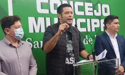 Concejal Morón denuncia uso irregular de maquinaria municipal