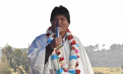  El Presidente Evo Morales entregó la construcción de 25 viviendas en favor de 125 habitantes del municipio de Arani. 