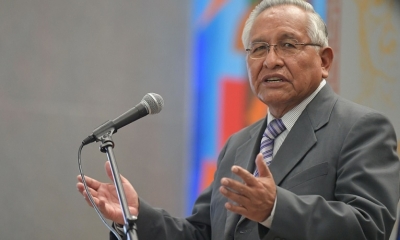 El ministro de Educación, Víctor Hugo Cárdenas.