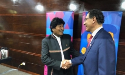 Saludo del presidente Evo Morales a su homólogo peruano MartinVizcarra previo al inicio de los Juegos Panamericanos Lima 2019. 