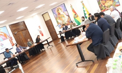 El Gobierno y los alcaldes de las ciudades capitales más la ciudad de El Alto