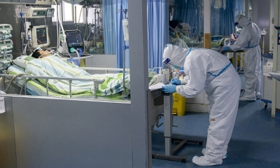 Unidad de cuidados intensivos en el hospital Zhongnan en Wuhan (China). 24 de enero de 2020.