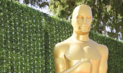 Una estatua con forma de premio Óscar, en una gala.