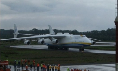 El avión llegó la mañana de este miércoles al aeropuerto en el Chapare. Foto: APG