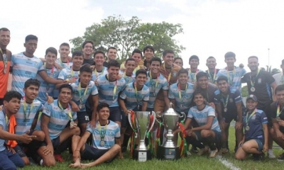 Plantel Sub-20 de Blooming que jugará la Libertadores de Ecuador. 