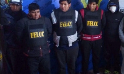 La Policía presentó al padre y sus hijos acusados./Foto. RRSS