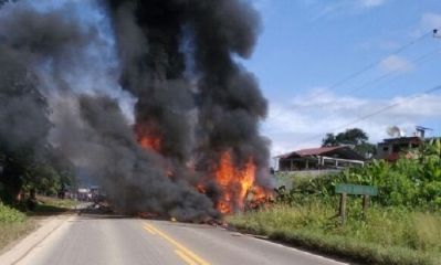 Así se incendió el trailer/Foto. RRSS