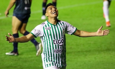 Alexis Ribera tiene 26 años y juega en Oriente desde 2015.
