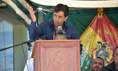  El ministro de Hidrocarburos, Victor Hugo Zamora