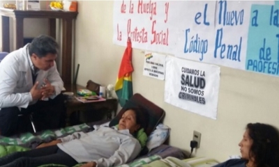 Wilma Plata en el piquete de huelga de hambre.
