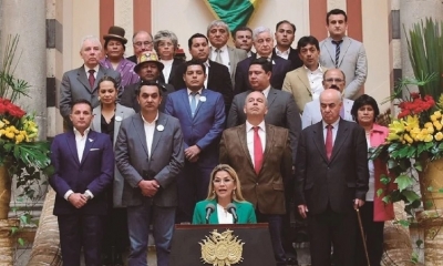 El primer Gabinete de Añez posesionado el 17 de noviembre. Foto: Archivo / ABI
