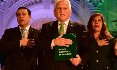 Gobernador Rubén Costas y Marco Mejía/Foto. RRSS
