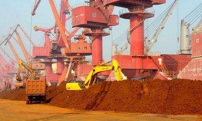 Tierras raras en el muelle de la ciudad china de Lianyungang.