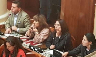 La sesión del Legislativo se produjo con tensión en la bancada opositora