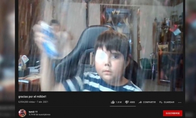 Captura del video de Tomiii 11 agradeciendo por el millón de suscriptores.