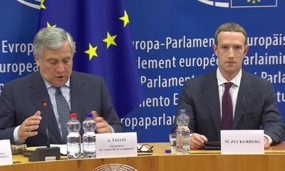 El fundador de Facebook, Mark Zuckerberg y el presidente del Parlamento Europeo, Antonio Tajani.