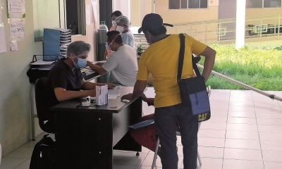 La vacunación anti-Covid se prioriza en las regiones fronterizas del país.