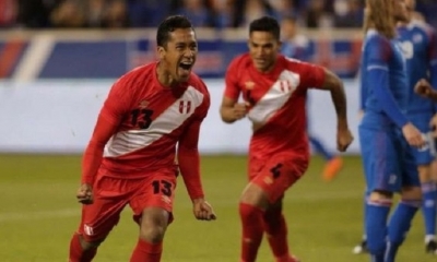Perú jugó bien y terminó imponiéndose 3-1 sobre la dura Islandia. Foto: Internet