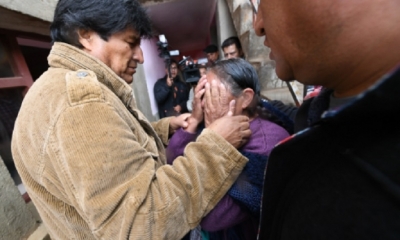 Presidente Morales apoyando  a los damnificados de Tupiza/Foto. ABI