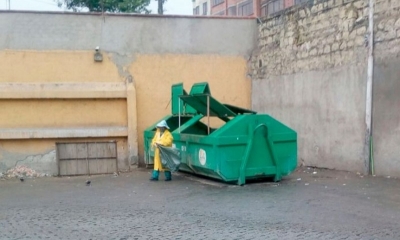 El cuerpo del menor fue hallado el jueves pasado por la madrugada, cuando el personal de la empresa pública de aseo realizaba la recolección de basura
