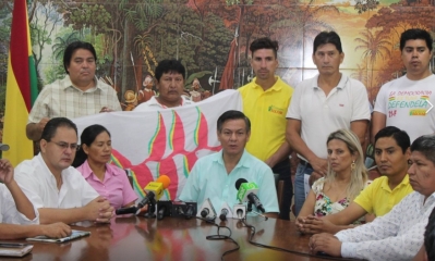 Cívicos y la Coordinadora Departamental por la Libertad y Democracia en conferencia de prensa/Foto. RRSS