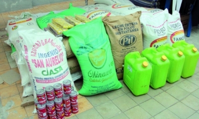En el área rural se prepara almuerzo para los estudiantes.
